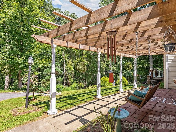 3rd image of 29 Tillman Rd