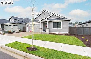 3rd image of 10110 NE 136th Ave