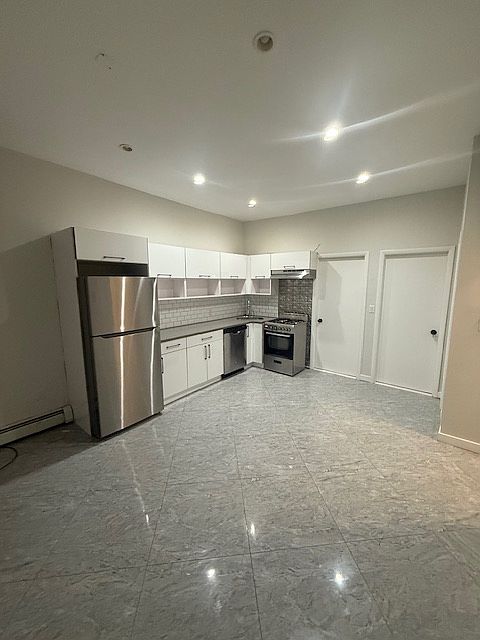 1st image of 291 Macdougal St APT 1