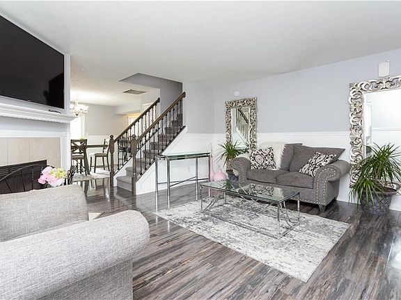 4th image of 7844 Harshaw Dr