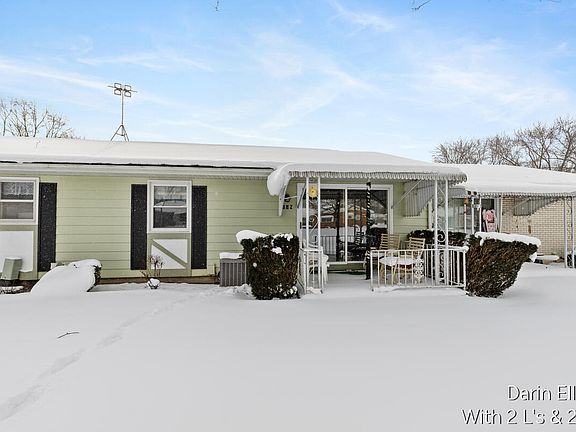 5th image of 882 Andover Ct SE #57