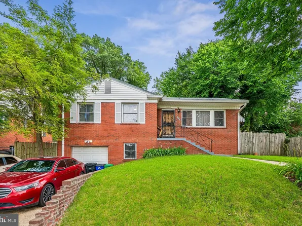 2503 Oxon Run Dr, Temple Hills, MD 20748