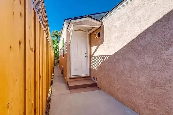 281 Shasta St — Photo 2