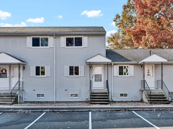 236 East Street APT A2, Plainville, CT 06062