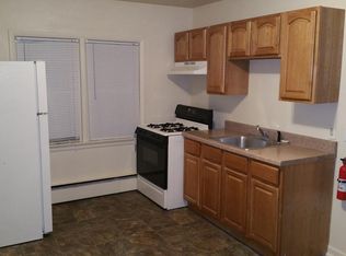 3 Newfield St APT 5, East Orange, NJ 07017