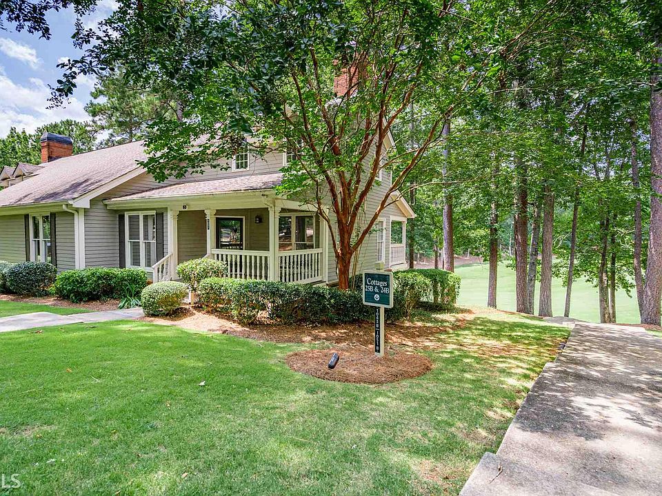 1st image of 1051B Clubhouse Ln