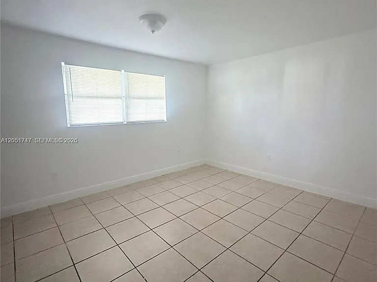 1990 NW 183rd St #5 — Photo 3