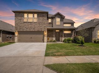 10415 Lone Star Way, Aubrey, TX 76227