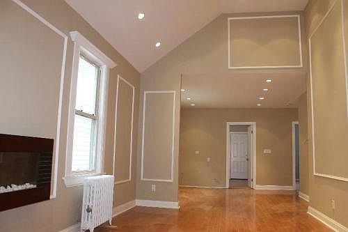 5th image of 728 Wilcox Ave