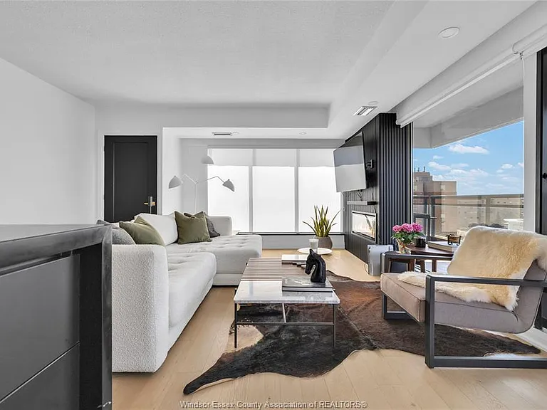 5125 Riverside Dr E #604 — Photo 19