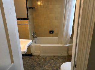 106 N 11th St, Reading, PA 19601