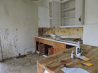 5th image of 1024 Elwood St