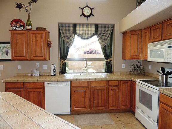 3rd image of 17675 W Hayden Dr