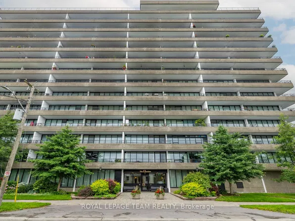 370 Dominion Ave #705, Ottawa, ON K2A 3X4