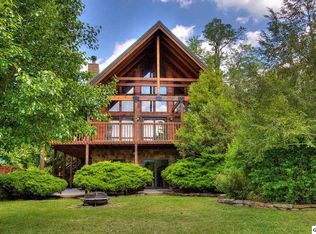3549 Sugar Tree Dr, Sevierville, TN 37862