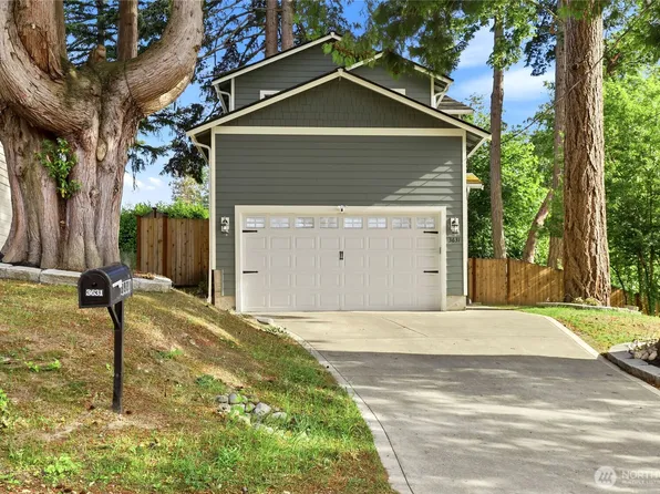3631 W F Street, Bremerton, WA 98312
