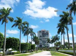1701 Presidential Way APT A204, West Palm Beach, FL 33401