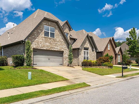 2nd image of 1054 Dunnavant Pl