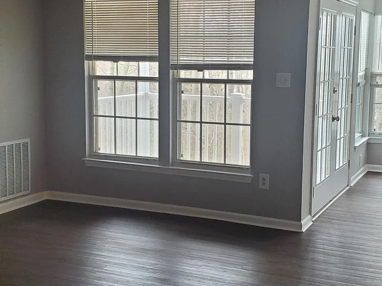 1304 Clover Valley Way #F — Photo 17