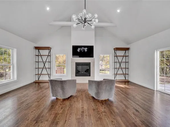 24 Longview Drive, Patterson, NY 12563