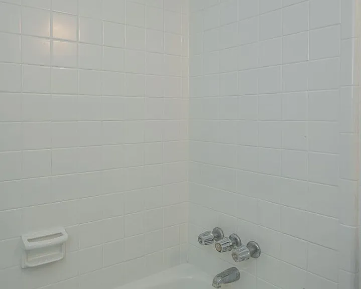 Cliff Terrace — Photo 34