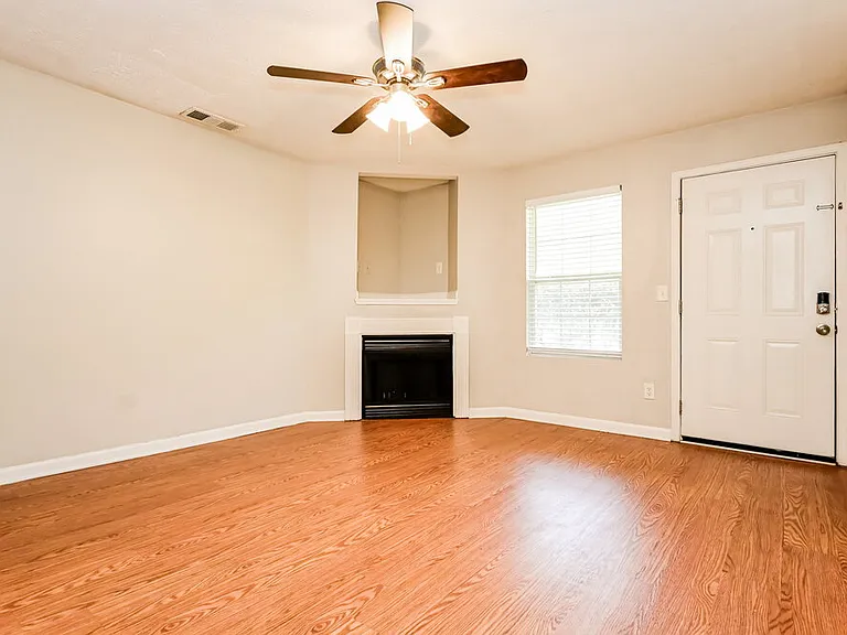 245 Whistle Way — Photo 4