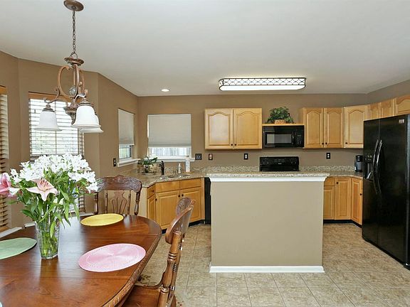 4th image of 109 Hillbrook Dr