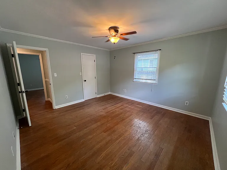 512 Holden St — Photo 11