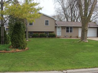 733 Greene Ave, Green Bay, WI 54301