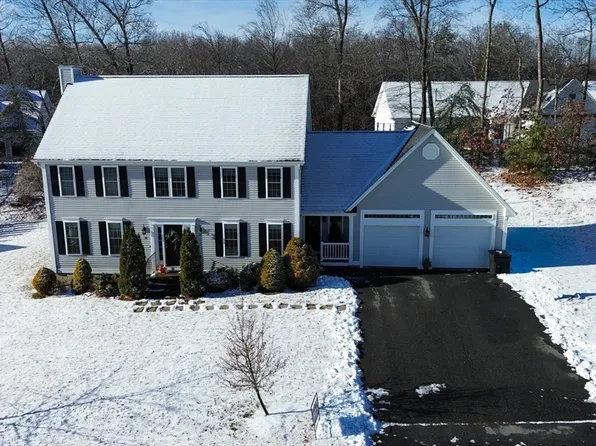 8 Autumn Gate Cir, Millbury, MA 01527