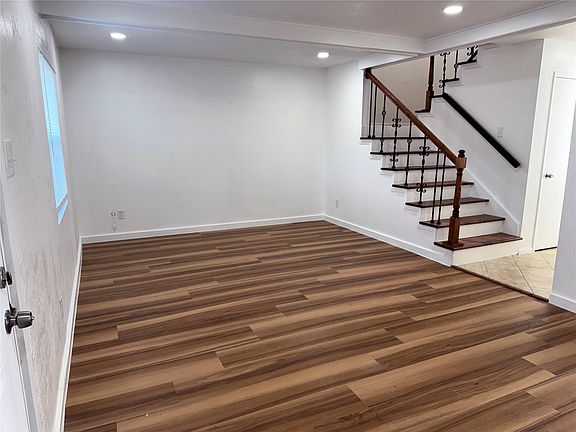 4th image of 1513 Cedar Cove St