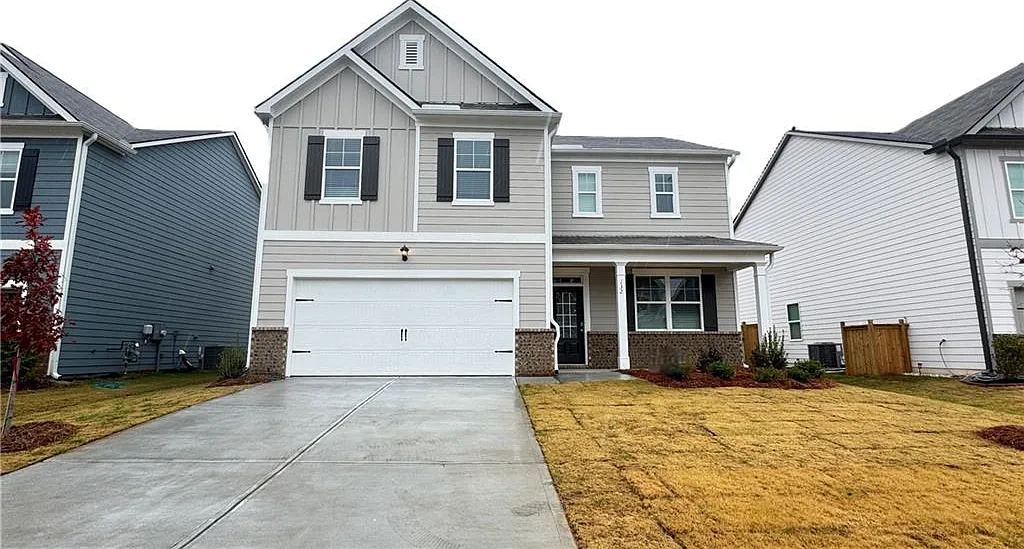 4 bed, 2.5 bath, 2382 sqft, $2,250 — Photo 1