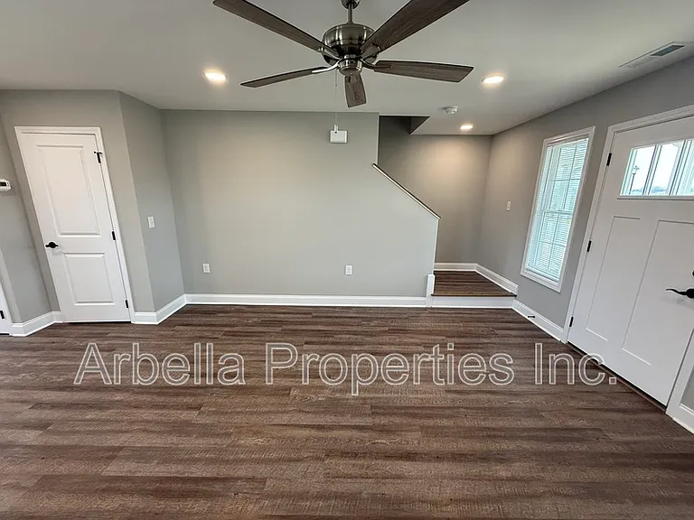 127 Adams And Corby Rd #24 — Photo 4