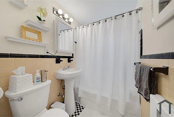 926 Massachusetts Ave #5 — Photo 8