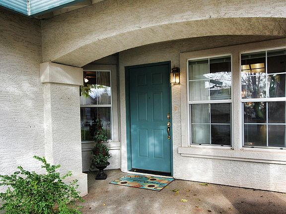 2nd image of 2470 Meadowland Way