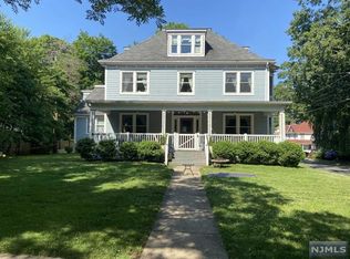 232 Woodside Ave, Ridgewood, NJ 07450