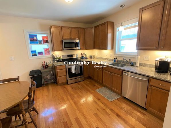 537 Main St #2T