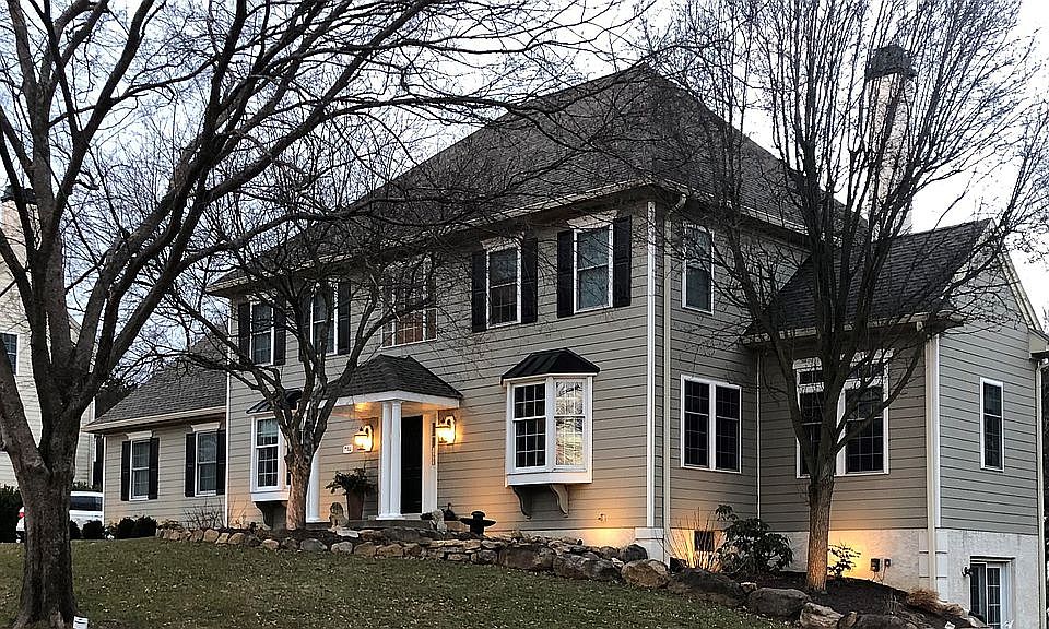 2nd image of 710 Peach Tree Dr