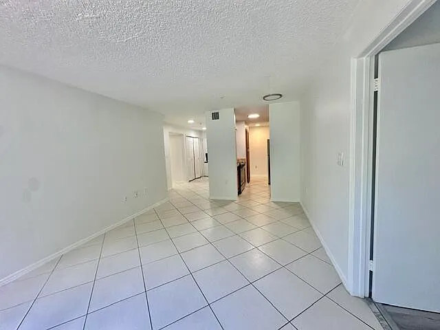 2305 N Congress Ave #11 — Photo 8