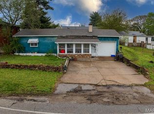 516 N Old Edwardsville Rd, Roxana, IL 62084