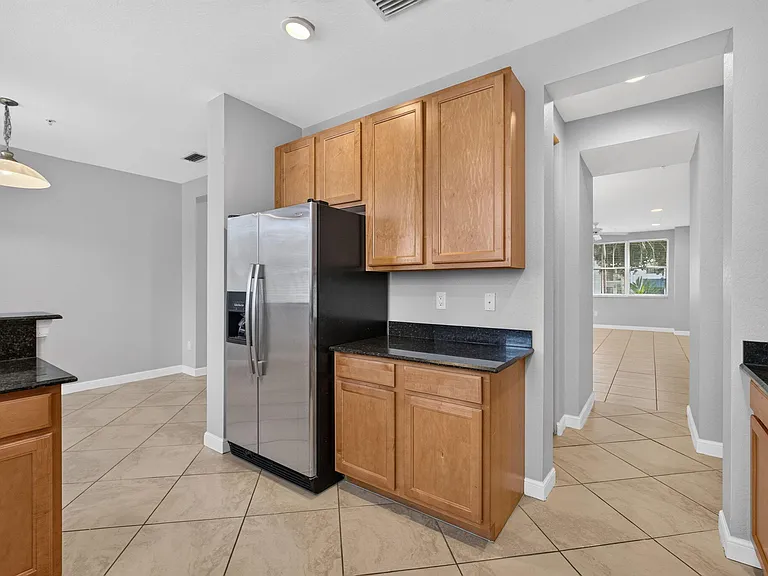430 Amador Ln #4 — Photo 15