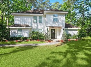 524 Heavens Dr, Mandeville, LA 70471