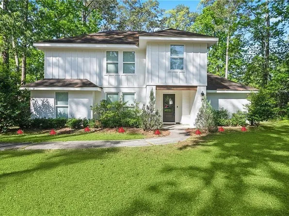 524 Heavens Dr, Mandeville, LA 70471