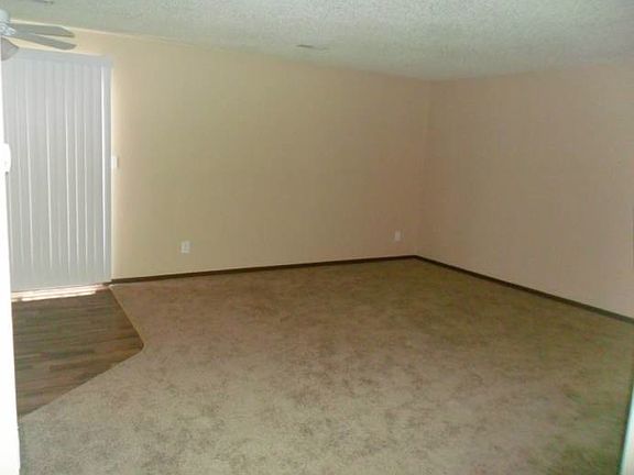 Spacious living room