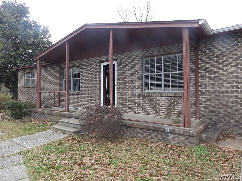 1st image of 403 6th St NE
