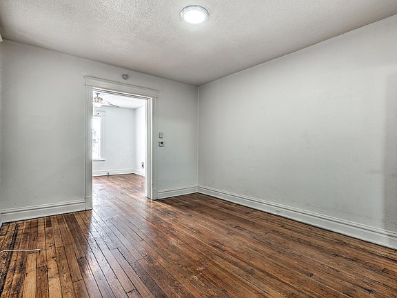 4th image of 3507 Alberta St #1F