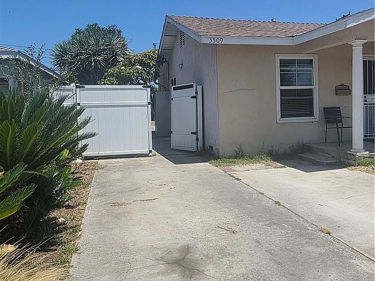 3509 W Flower Ave — Photo 32