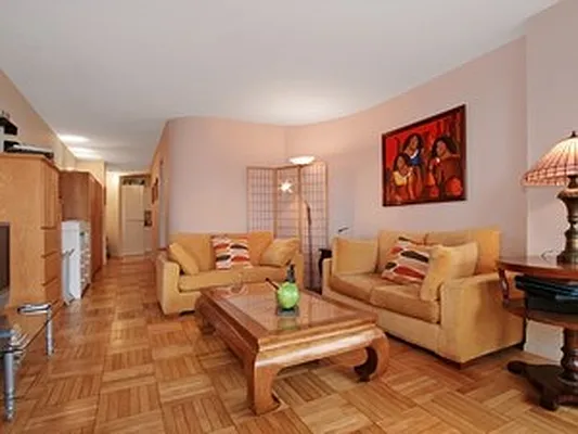 Rented by Corcoran | media 24