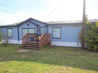 104 Field Lark Ln, Sanger, TX 76266
