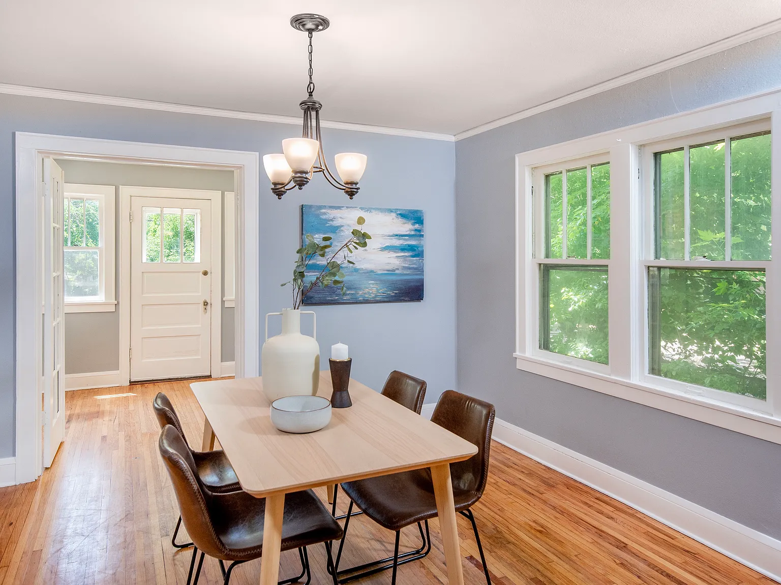 4 bed, 1600 sqft, $2,300 — Photo 4